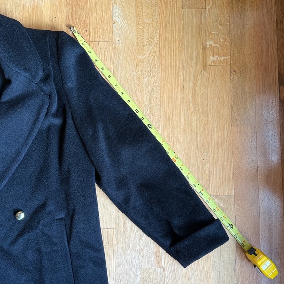 100% Wool Black Pea Coat - Picture 9 of 10